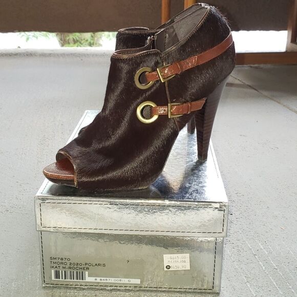 Chocolate Saks Fifth Ave 'Fable' Belted Booties - Picture 2 of 8
